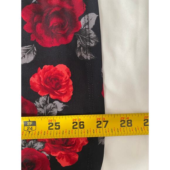 Torrid 1X Black Red Rose Floral Sheer Sleeve Peplum Blouse Romantic Whimsygoth - Picture 6 of 10